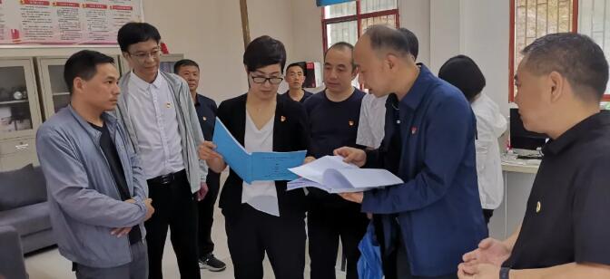 陈莲到喜河 熨斗调研指导工作 石泉县人民政府